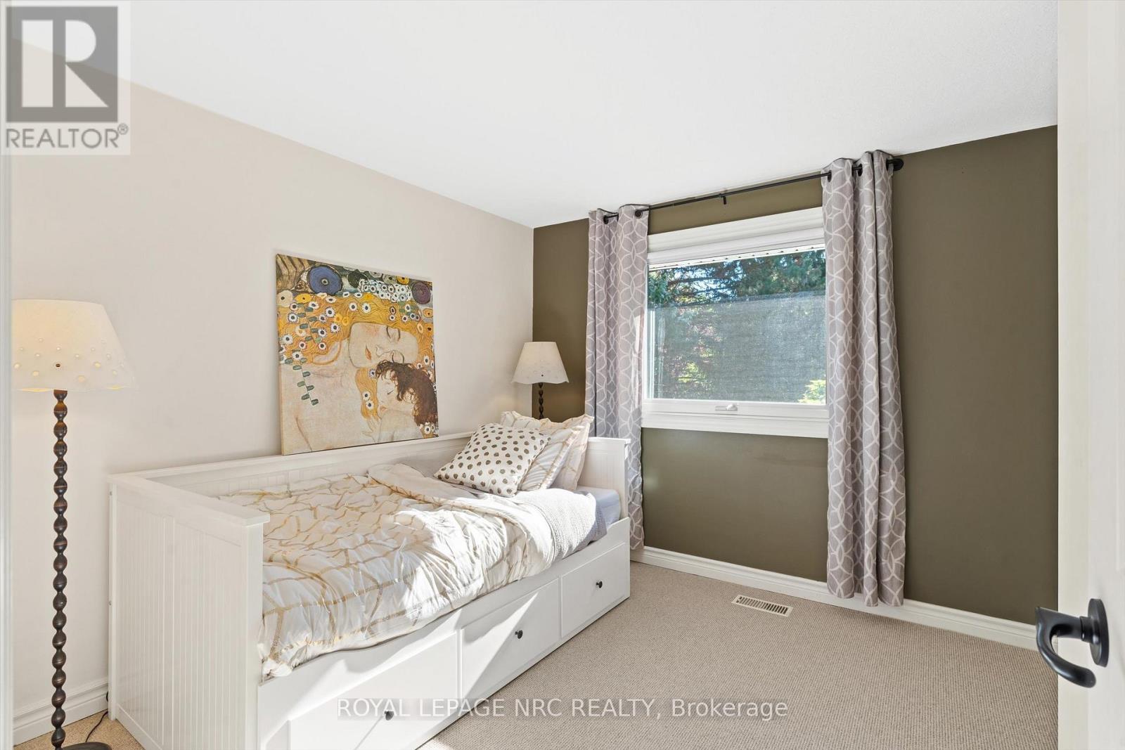 42 The Cedars, St. Catharines, Ontario  L2M 6M8 - Photo 24 - X12698630