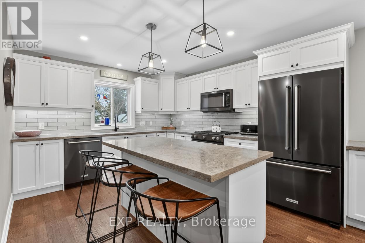 4032 Village Creek Drive, Fort Erie, Ontario  L0S 1S0 - Photo 14 - X12698712