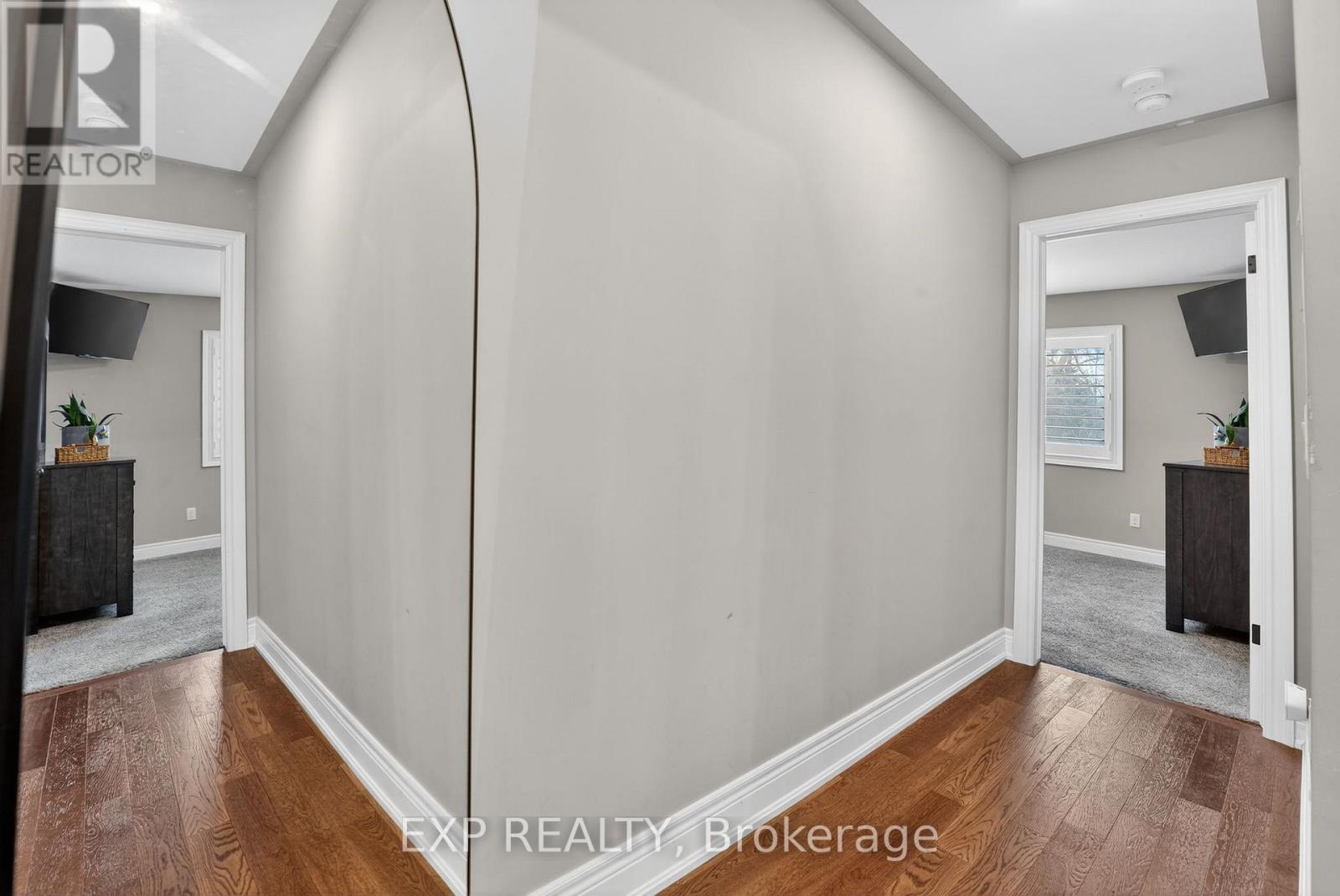 4032 Village Creek Drive, Fort Erie, Ontario  L0S 1S0 - Photo 21 - X12698712