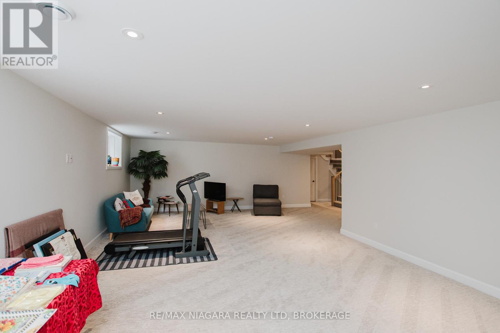 3376 Whispering Woods Trail, Fort Erie, Ontario  L0S 1N0 - Photo 19 - X12700650