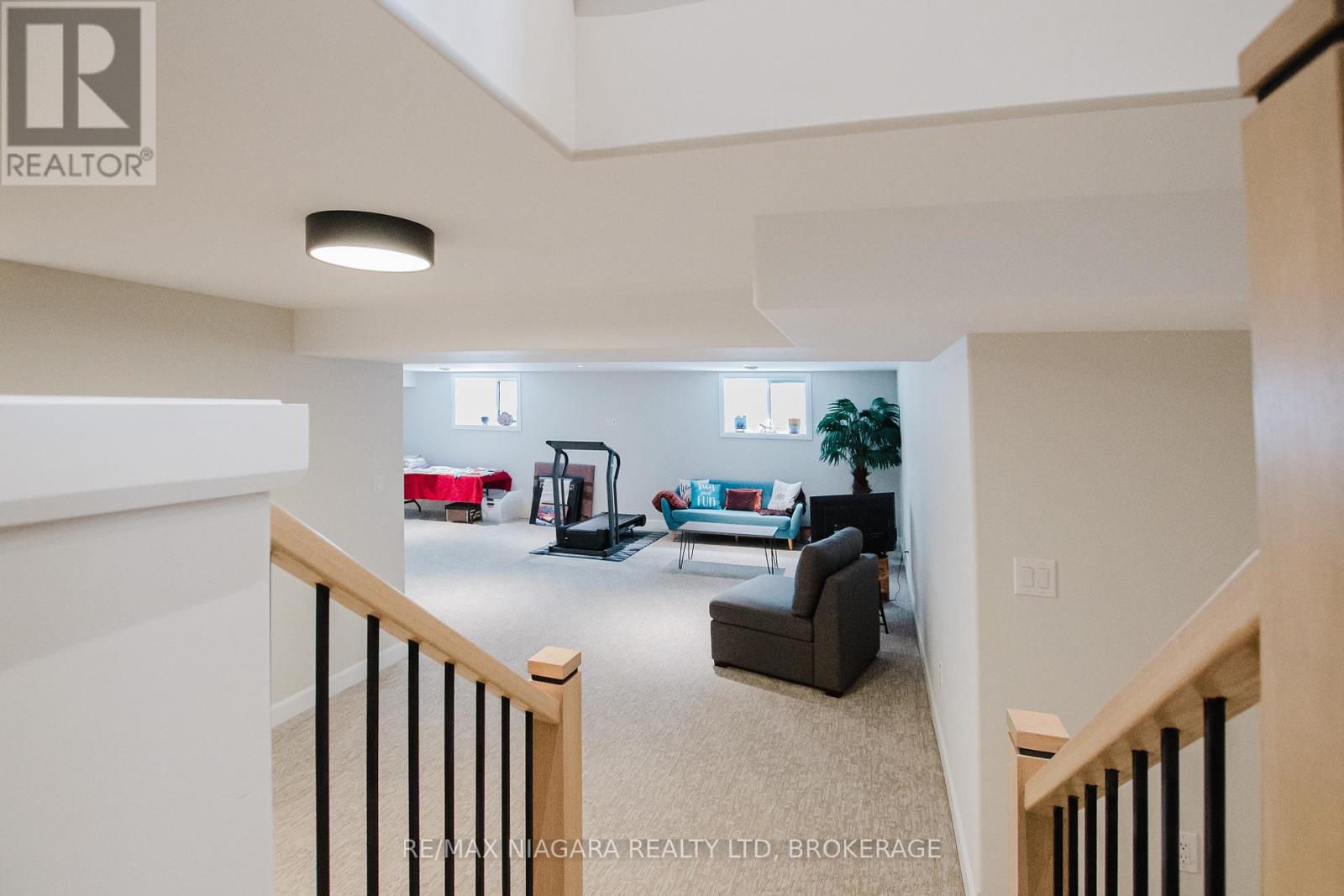 3376 Whispering Woods Trail, Fort Erie, Ontario  L0S 1N0 - Photo 25 - X12700650