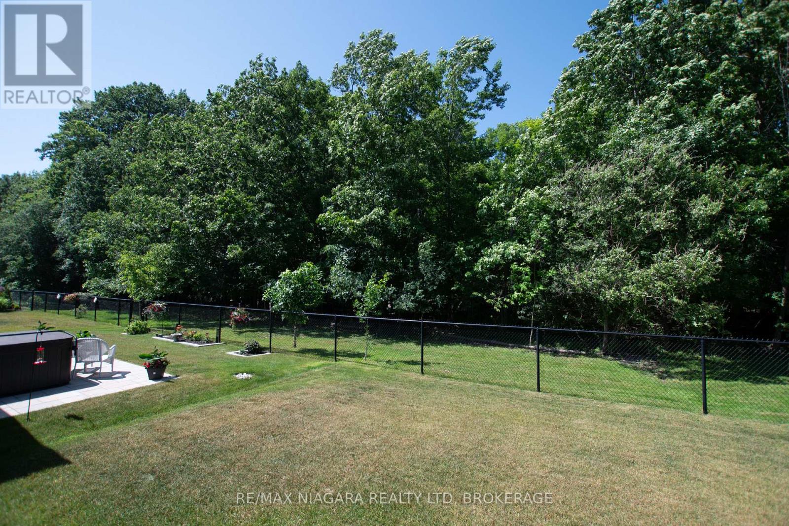 3376 Whispering Woods Trail, Fort Erie, Ontario  L0S 1N0 - Photo 41 - X12700650