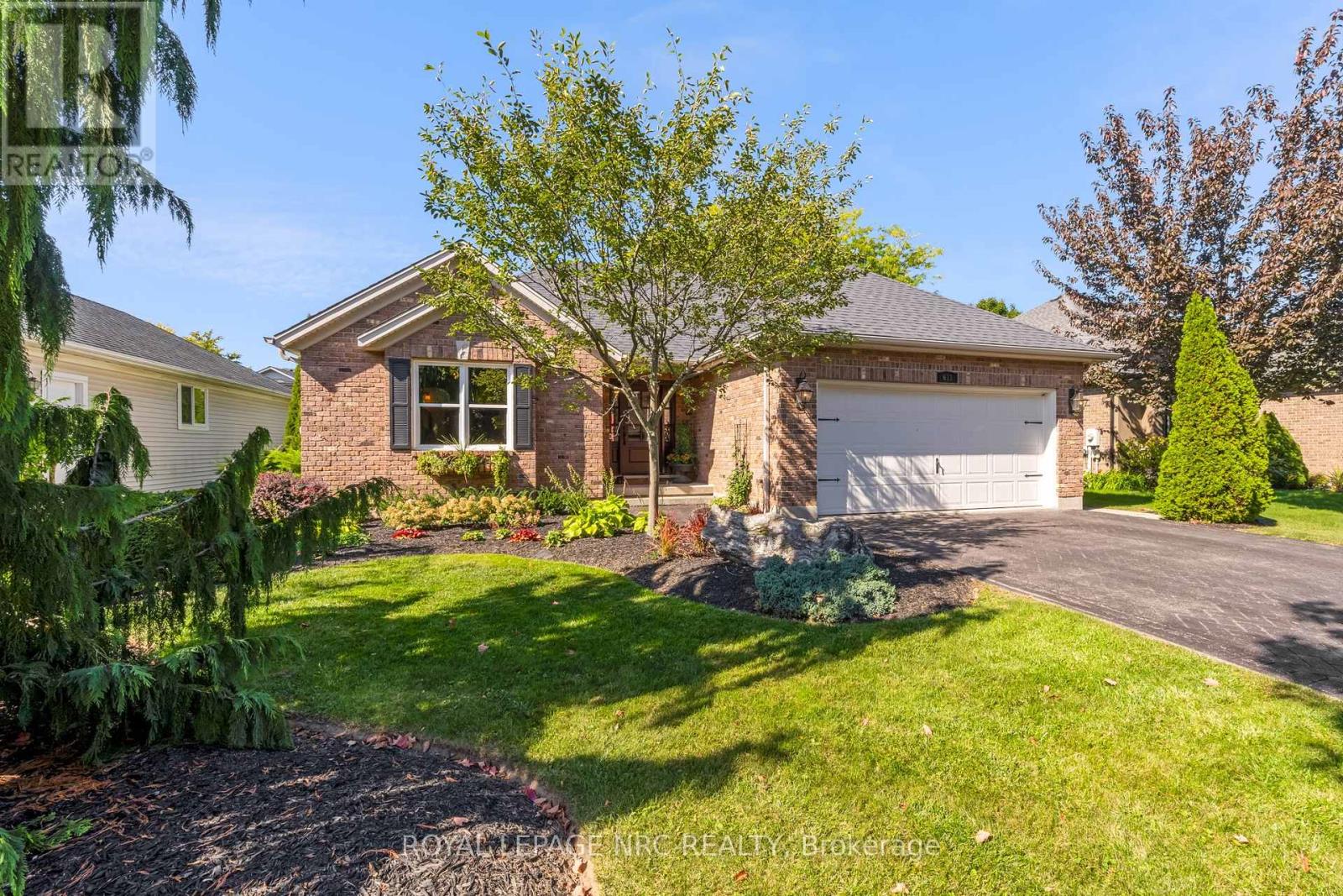 611 Victoria Street, Niagara-On-The-Lake, Ontario  L0S 1J0 - Photo 48 - X12701784