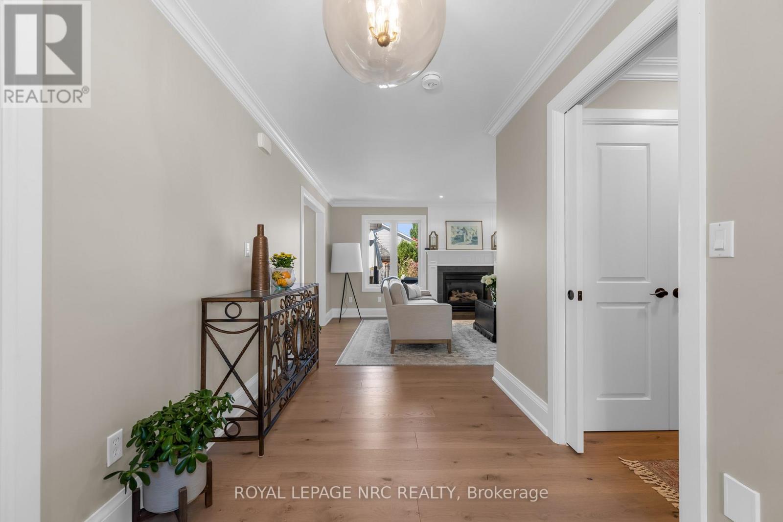 611 Victoria Street, Niagara-On-The-Lake, Ontario  L0S 1J0 - Photo 5 - X12701784