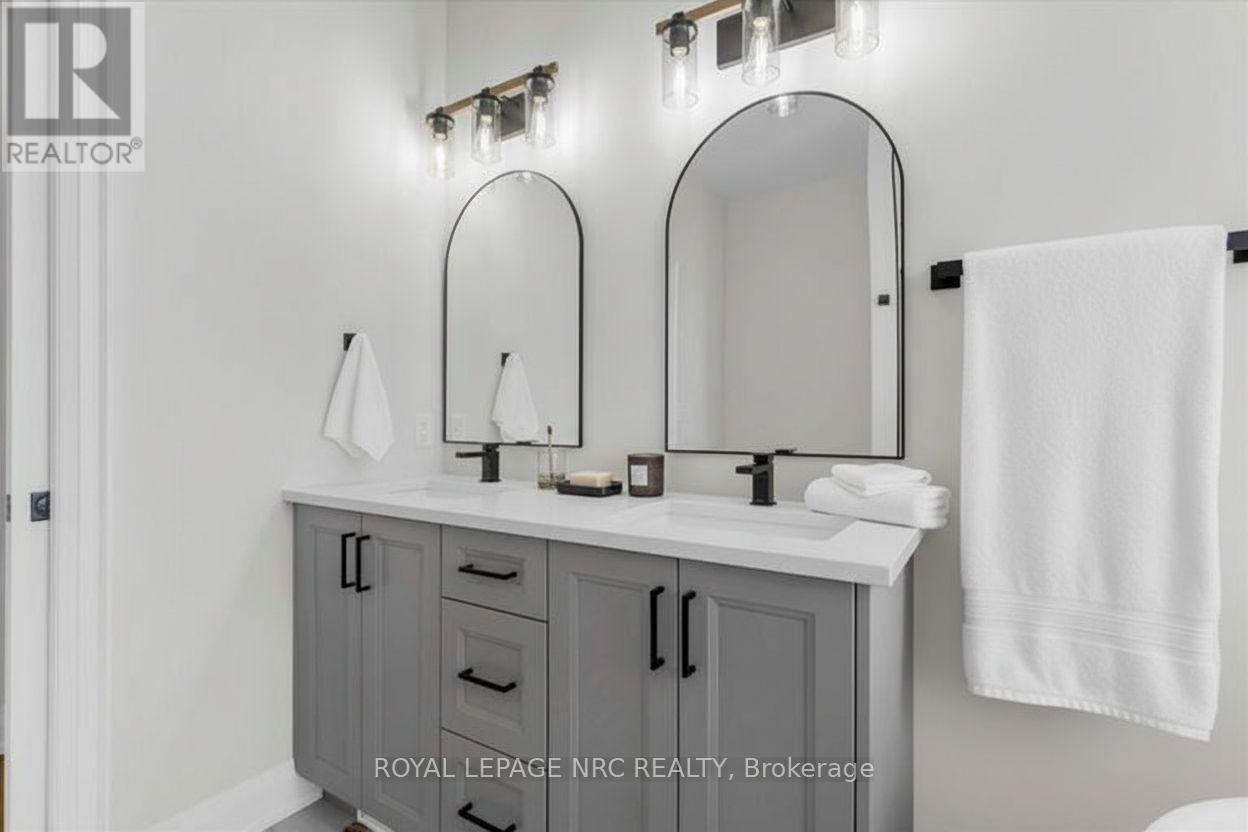 207 Forks Road, Welland, Ontario  L3B 6C5 - Photo 28 - X12704150