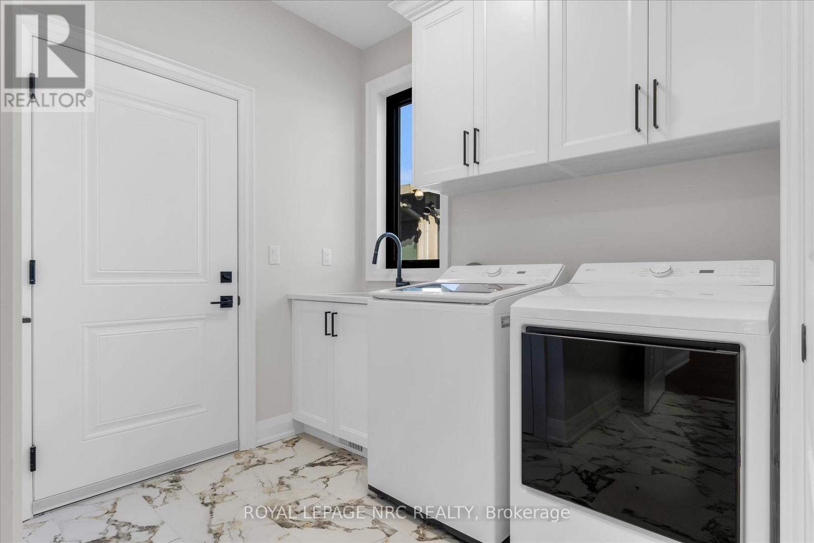 207 Forks Road, Welland, Ontario  L3B 6C5 - Photo 32 - X12704150