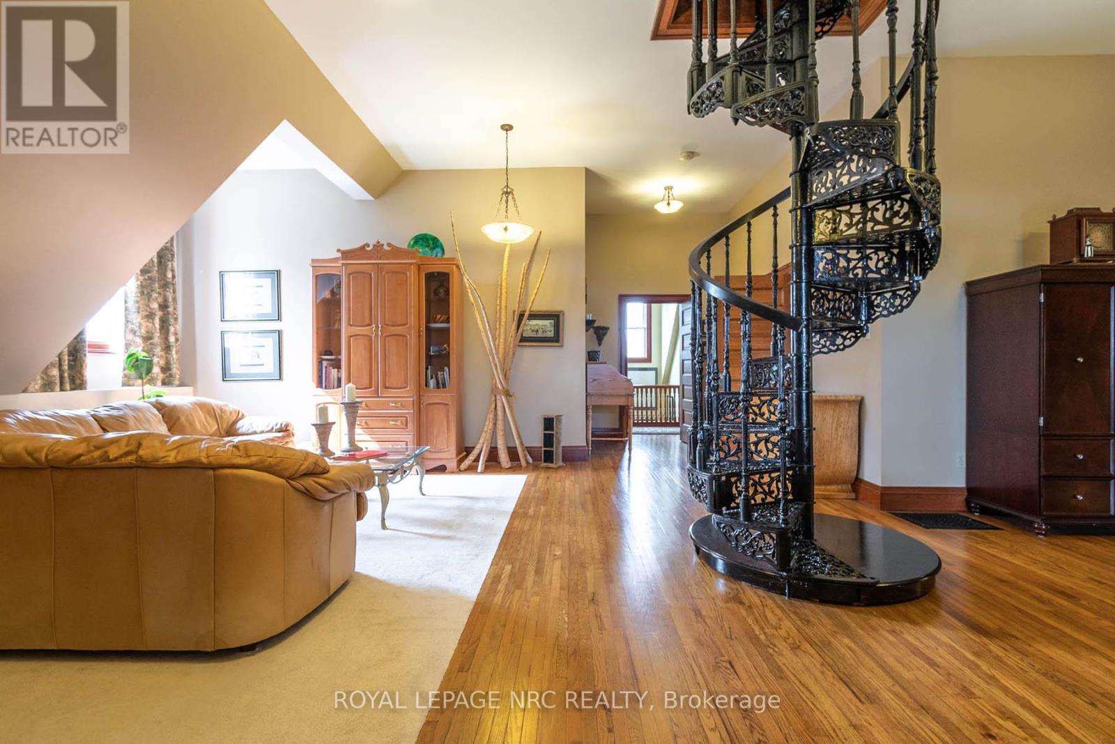 14902 Niagara River Parkway, Niagara-On-The-Lake, Ontario  L0S 1J0 - Photo 28 - X12708880