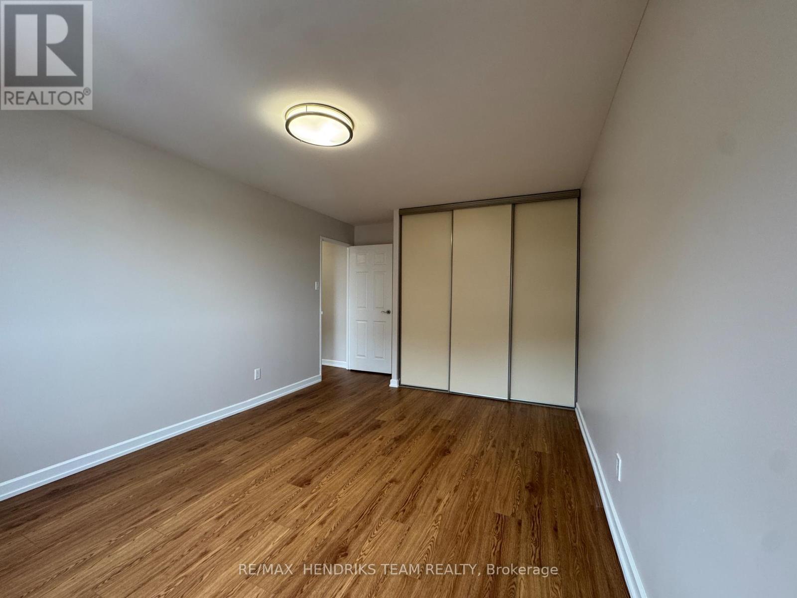 707 - 610 Lake Street, St. Catharines, Ontario  L2N 5T1 - Photo 10 - X12709530