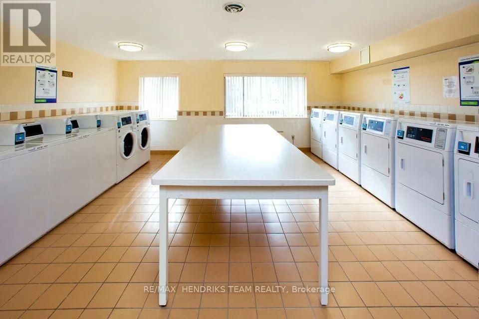 707 - 610 Lake Street, St. Catharines, Ontario  L2N 5T1 - Photo 13 - X12709530