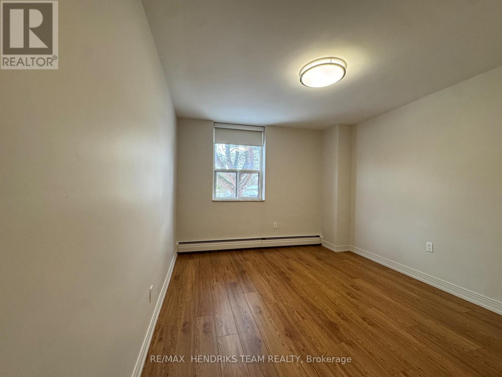 109 - 156 Fitch Street, Welland, Ontario  L3C 4V6 - Photo 9 - X12709534