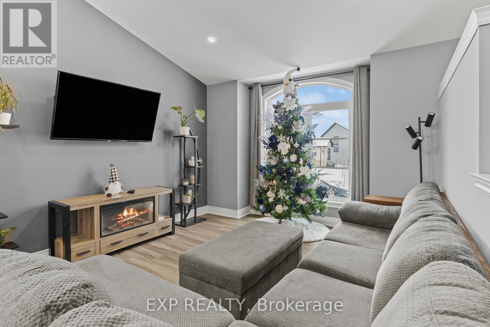 2756 Arrowsmith Court, Fort Erie, Ontario  L0S 1S0 - Photo 9 - X12716042