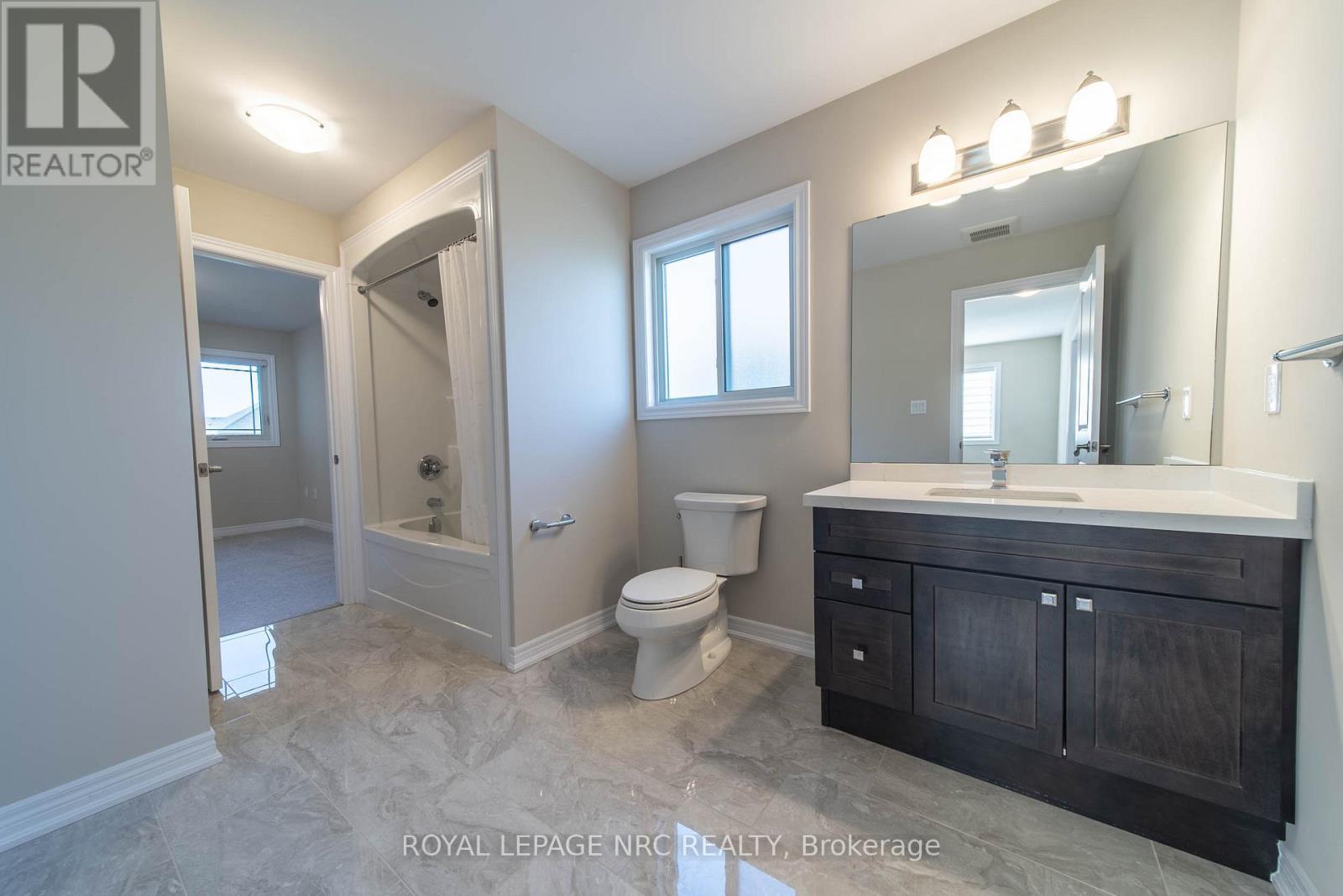 1217 Uppers Lane, Thorold, Ontario  L0S 1A0 - Photo 17 - X12716148