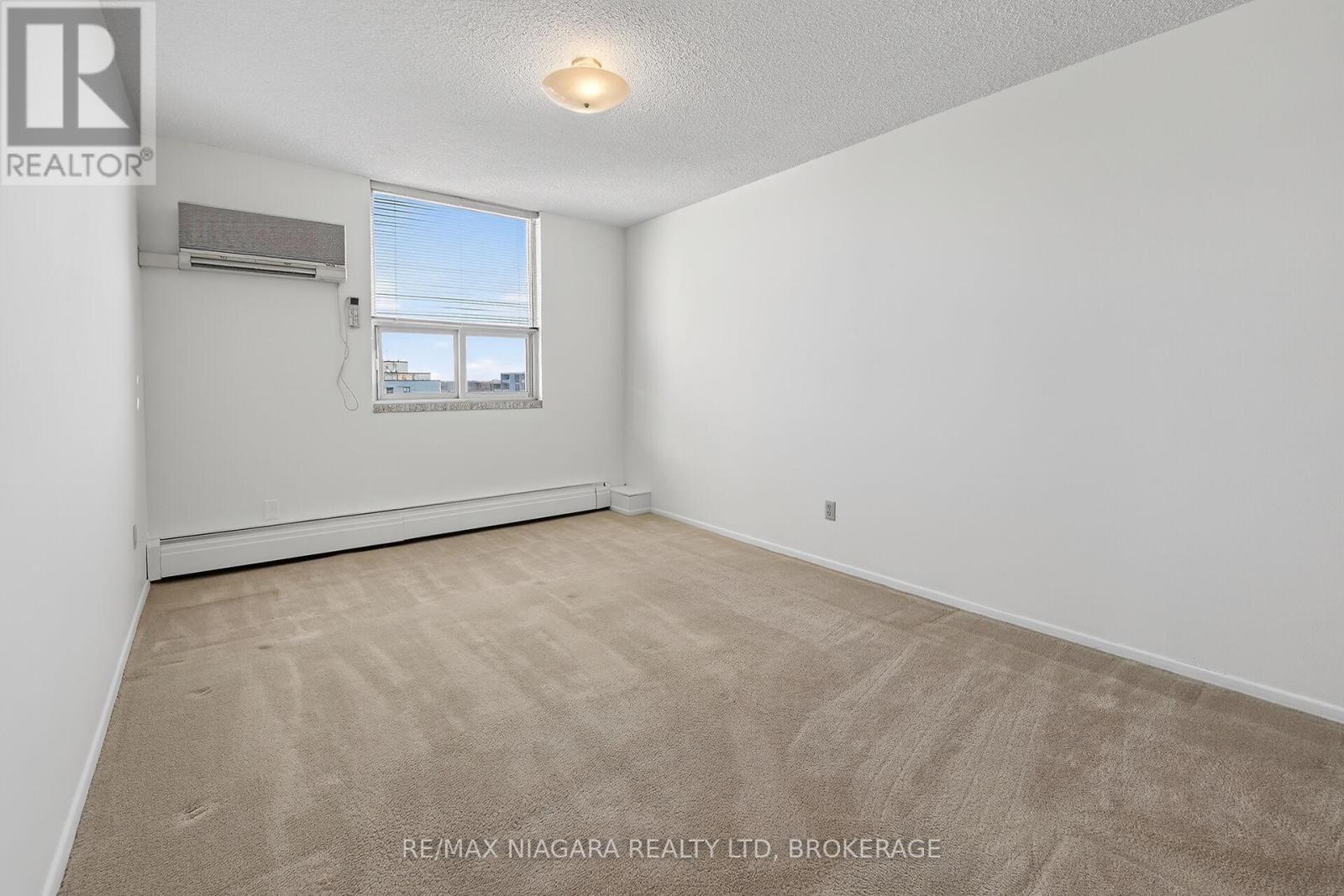 1003 - 365 Geneva Street, St. Catharines, Ontario  L2N 5S7 - Photo 14 - X12716520