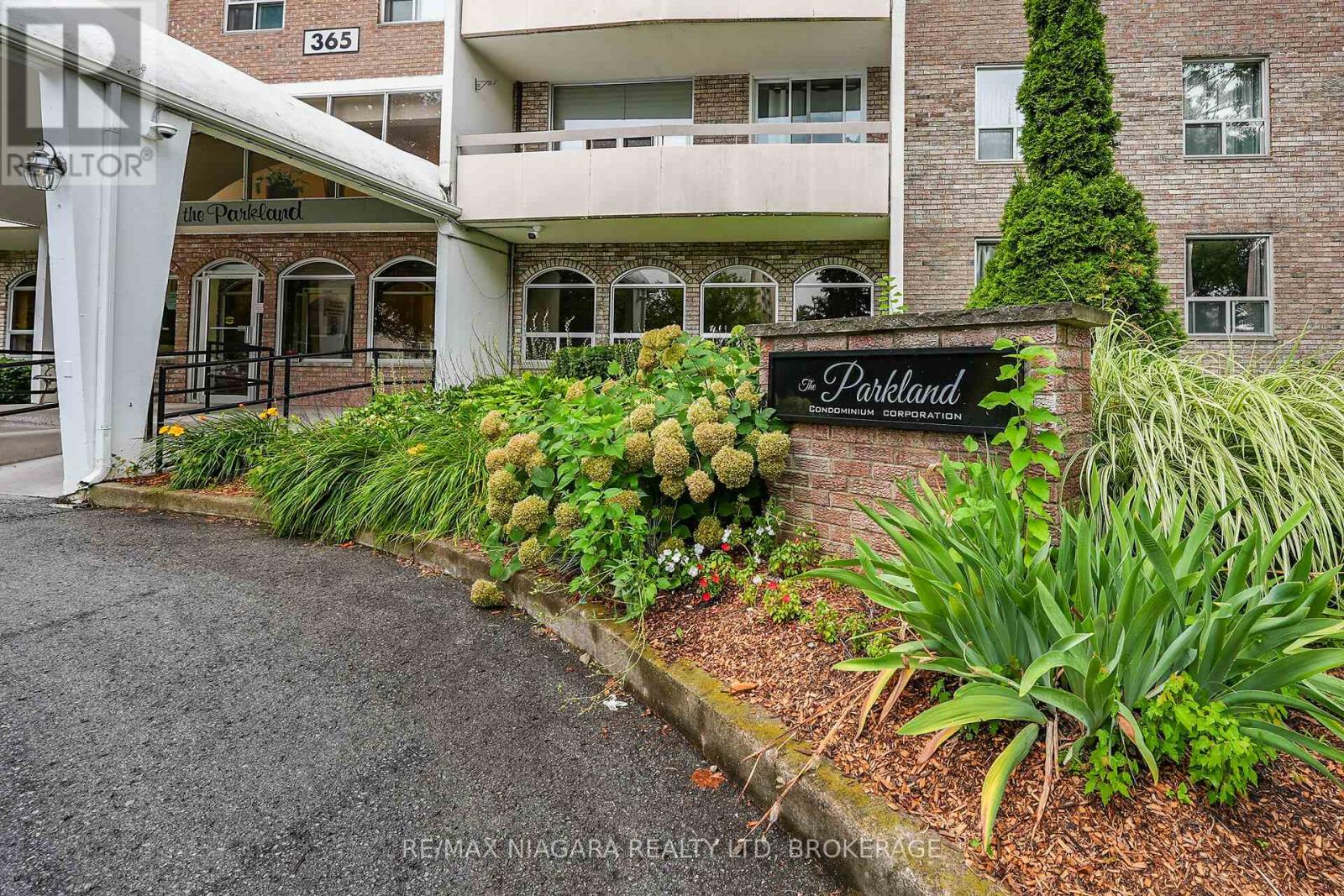 1003 - 365 Geneva Street, St. Catharines, Ontario  L2N 5S7 - Photo 29 - X12716520