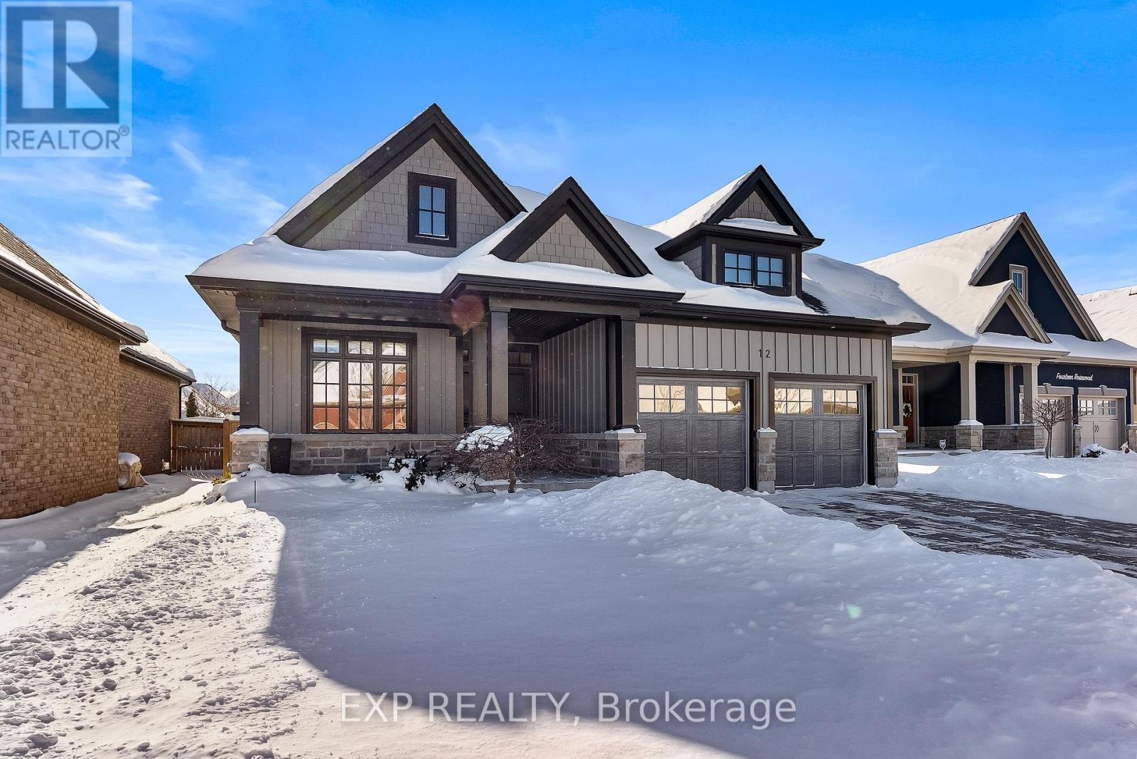 12 ROSEWOOD CRESCENT, Pelham, Ontario