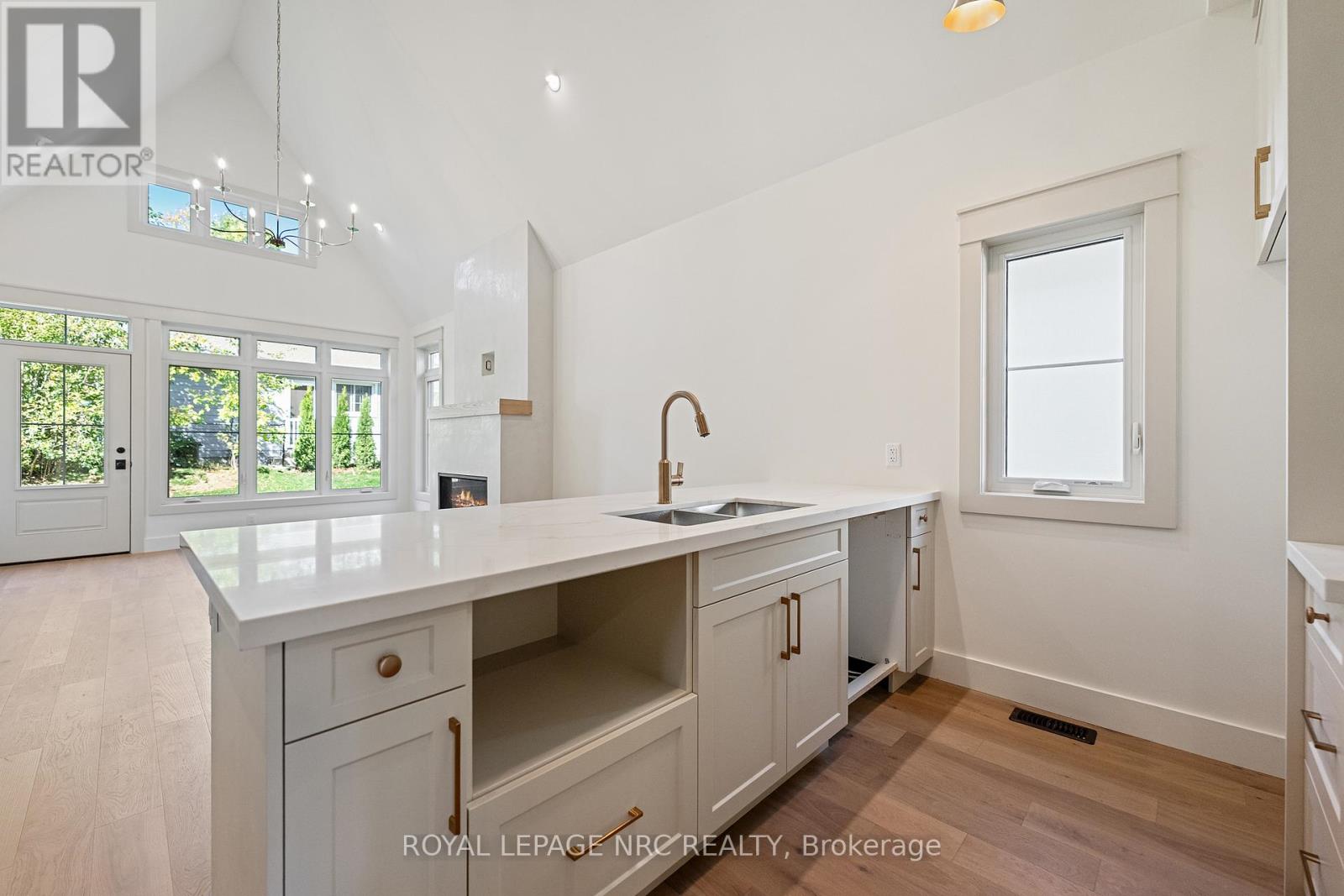 4058 Glenspring Road, Fort Erie, Ontario  L0S 1B0 - Photo 11 - X12722926