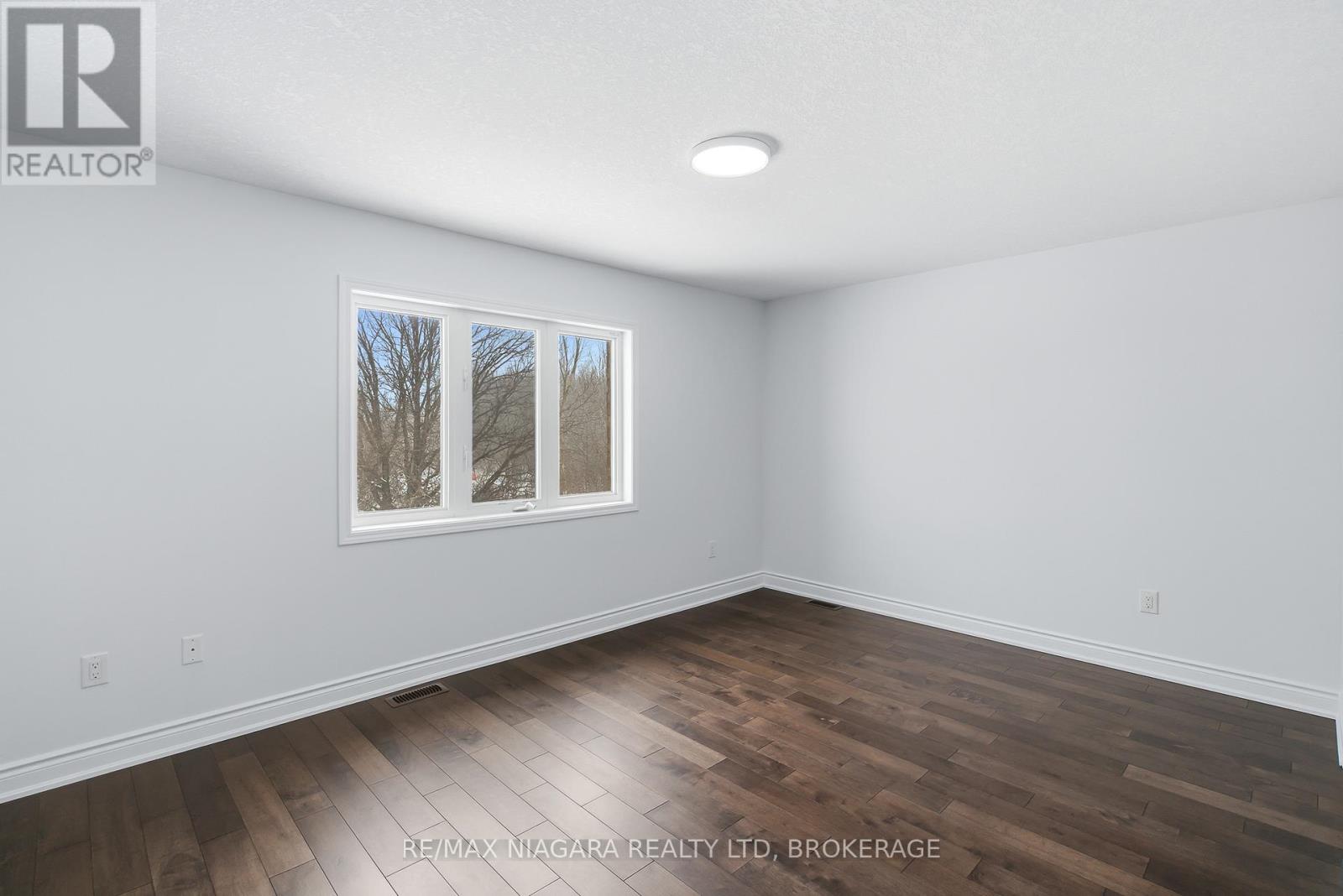 8139 Buckeye Crescent, Niagara Falls, Ontario  L2H 2Y6 - Photo 30 - X12725792