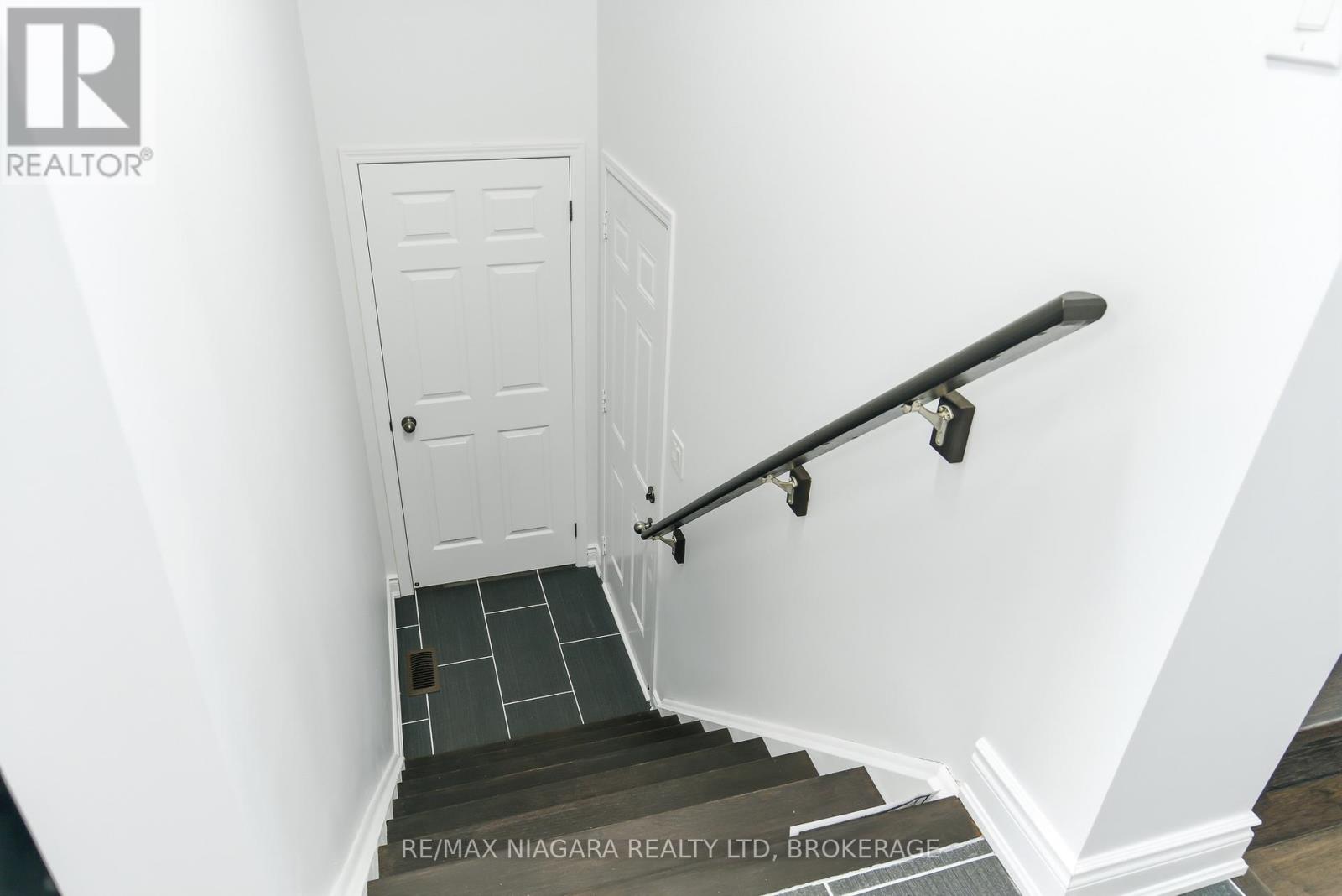 8139 Buckeye Crescent, Niagara Falls, Ontario  L2H 2Y6 - Photo 35 - X12725792