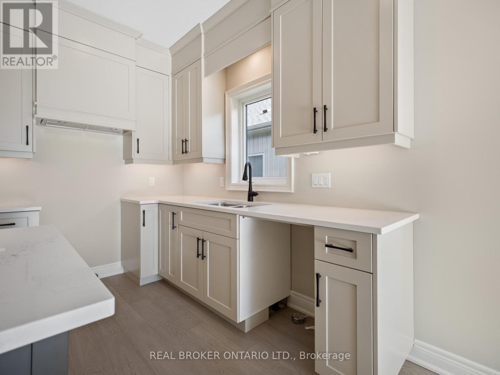 26 Austin Drive, Welland, Ontario  L3C 0J8 - Photo 14 - X12730940