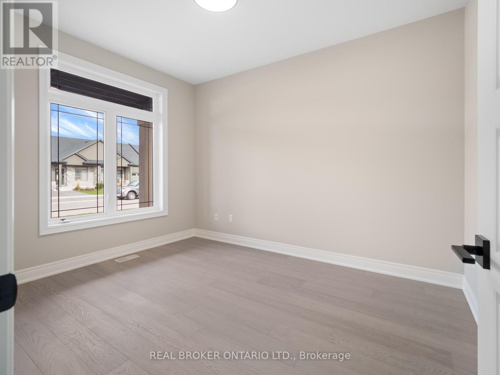 26 Austin Drive, Welland, Ontario  L3C 0J8 - Photo 23 - X12730940