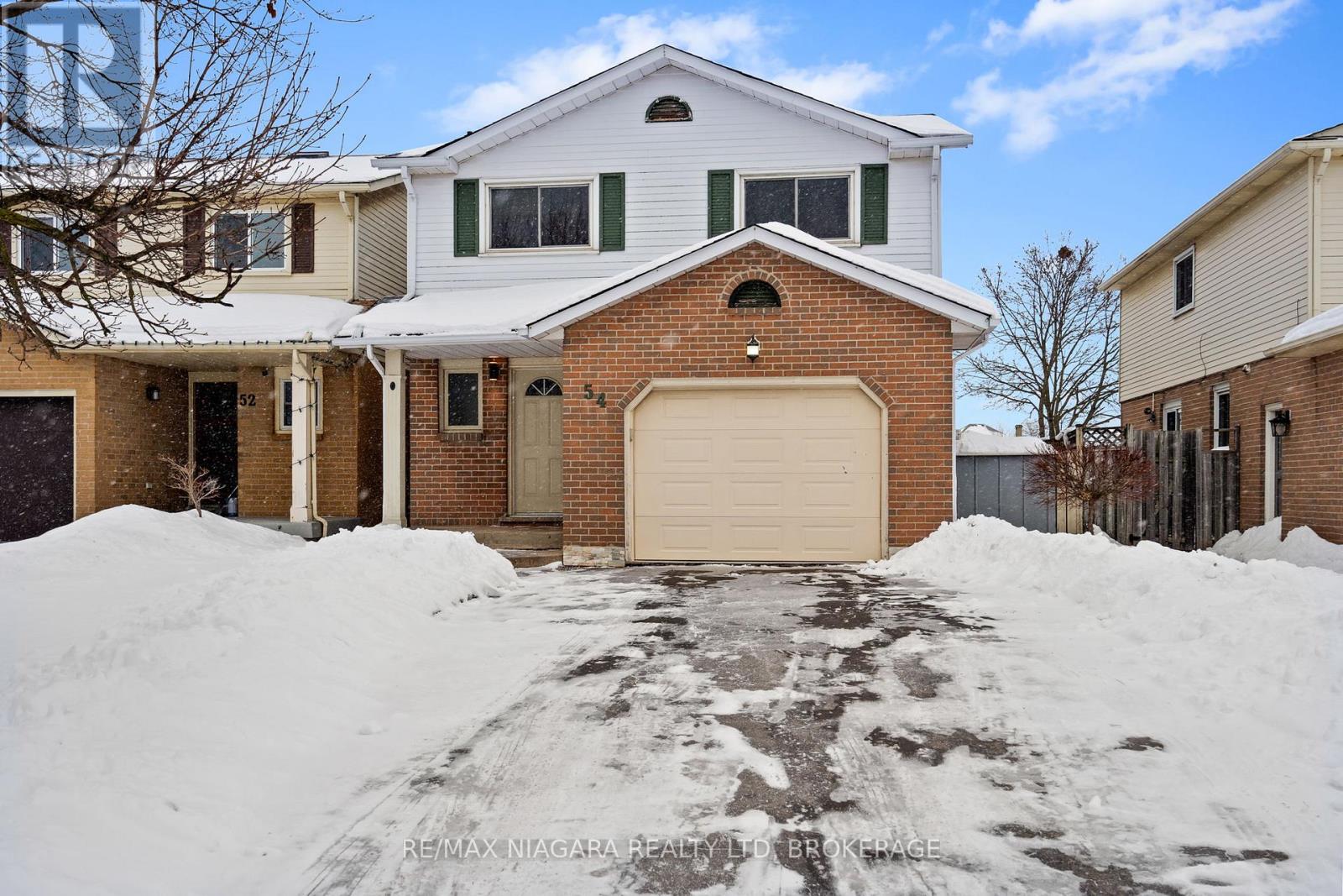 54 CULLIGAN CRESCENT, Thorold, Ontario
