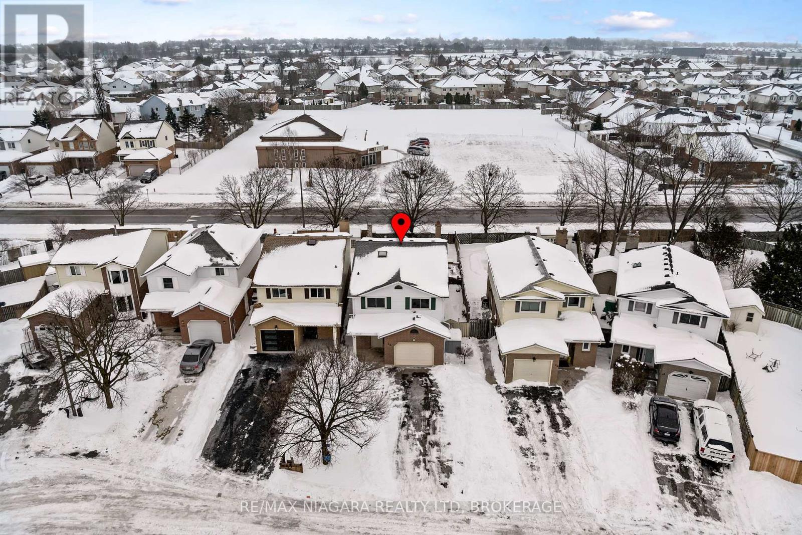 54 Culligan Crescent, Thorold, Ontario  L2V 4P1 - Photo 2 - X12737714