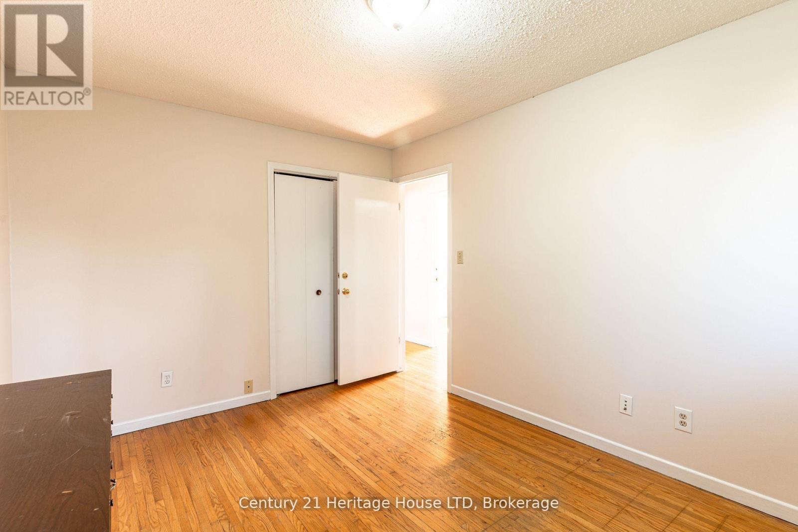 387 First Avenue, Welland, Ontario  L3C 5R3 - Photo 15 - X12742562