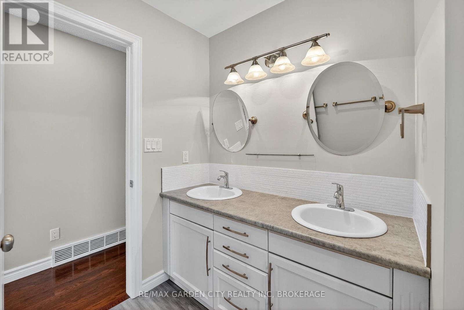 4 Jeanette Drive, St. Catharines, Ontario  L2N 6M4 - Photo 19 - X12745704