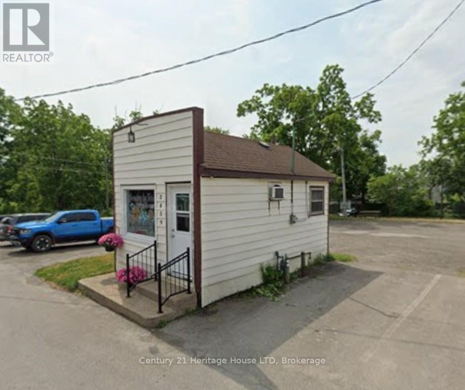 3659 Hibbard Street, Fort Erie, Ontario  L0S 1N0 - Photo 2 - X12747792