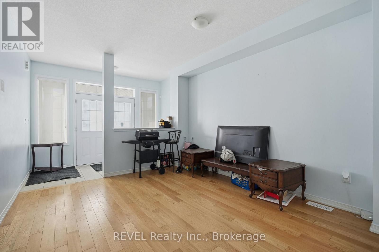 67 Esther Crescent, Thorold, Ontario  L3B 0G3 - Photo 6 - X12753160