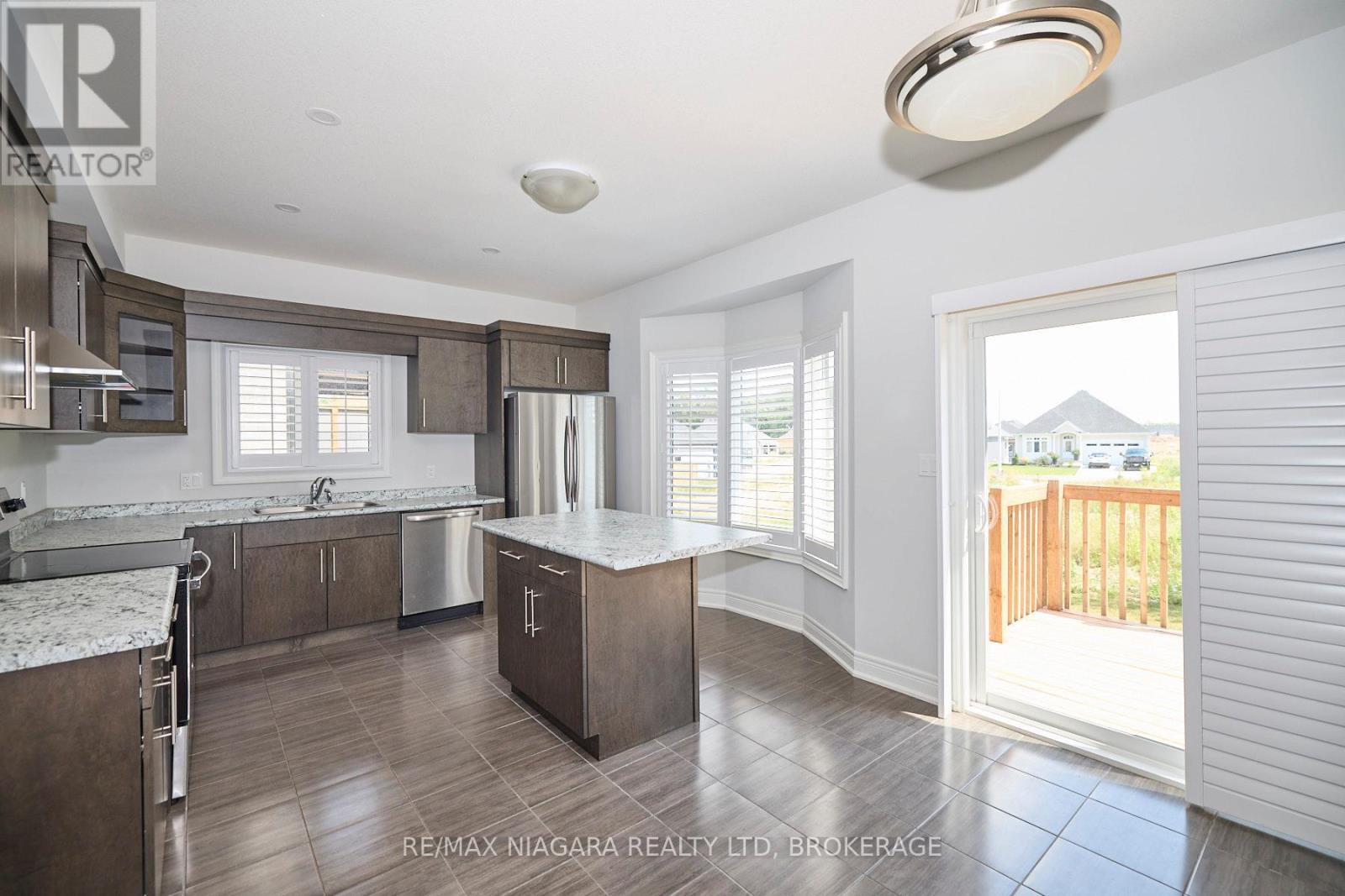 3624 Allen Trail, Fort Erie, Ontario  L0S 1N0 - Photo 13 - X12754060