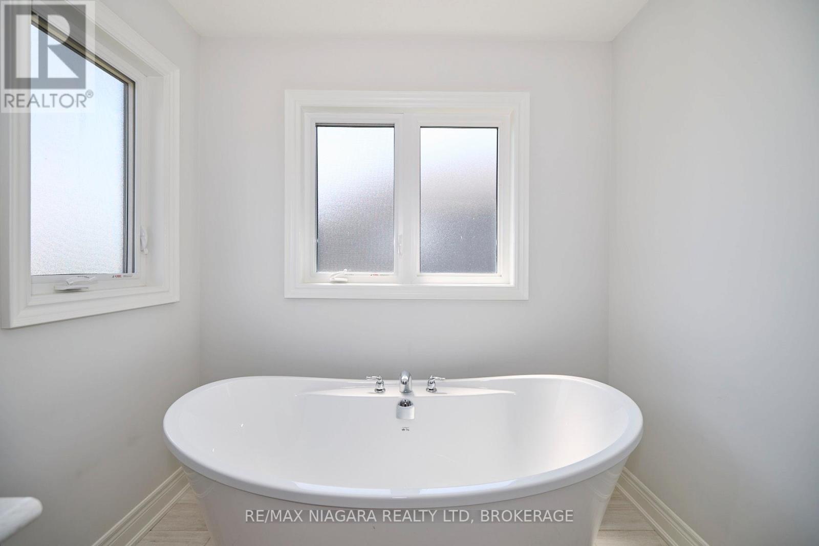 3624 Allen Trail, Fort Erie, Ontario  L0S 1N0 - Photo 33 - X12754060