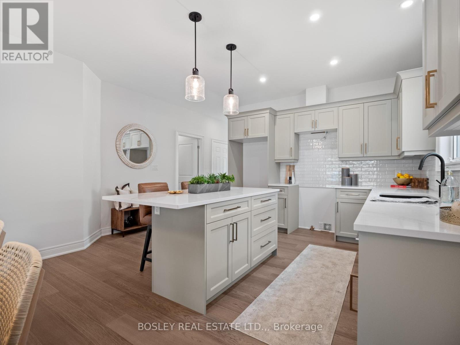 510 Royal Ridge Drive, Fort Erie, Ontario  L0S 1N0 - Photo 9 - X12766904