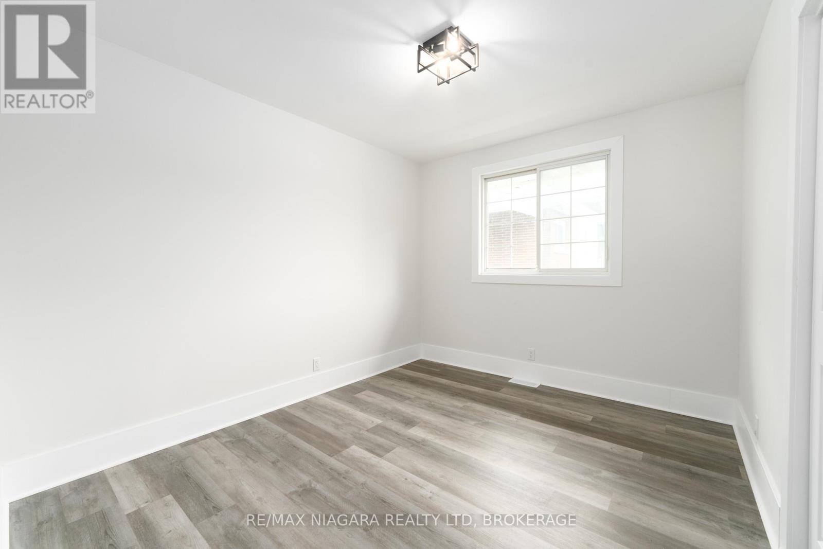 62 Bertie Street, Fort Erie, Ontario  L2A 1X9 - Photo 25 - X12767290