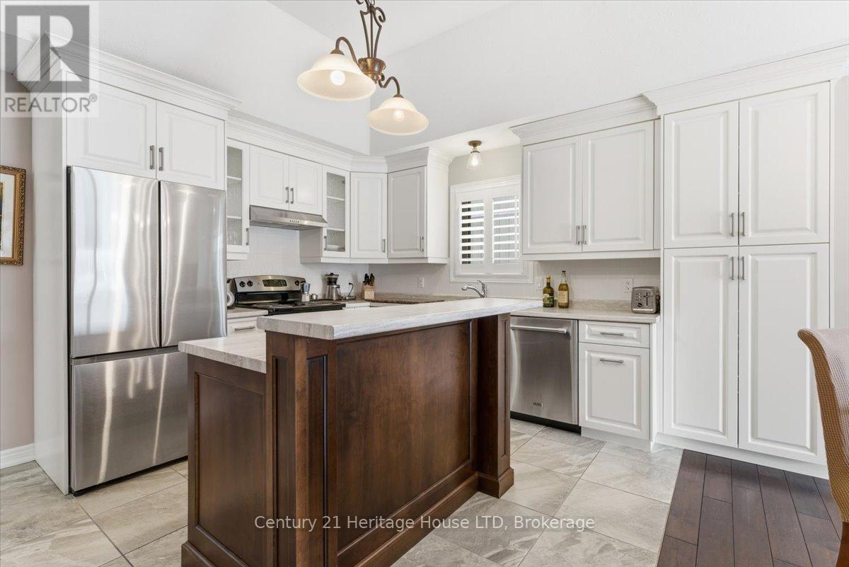 125 Clare Avenue, Welland, Ontario  L3C 0B7 - Photo 5 - X12779530