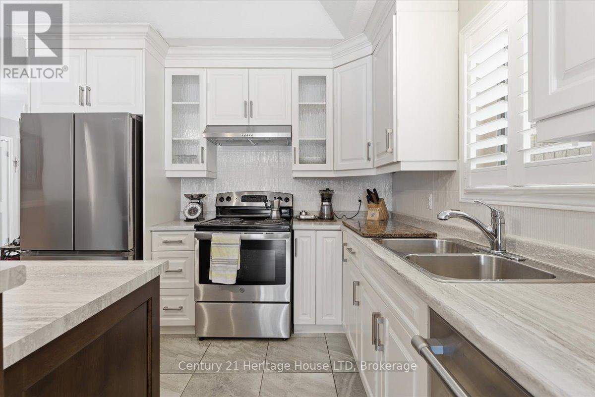 125 Clare Avenue, Welland, Ontario  L3C 0B7 - Photo 9 - X12779530