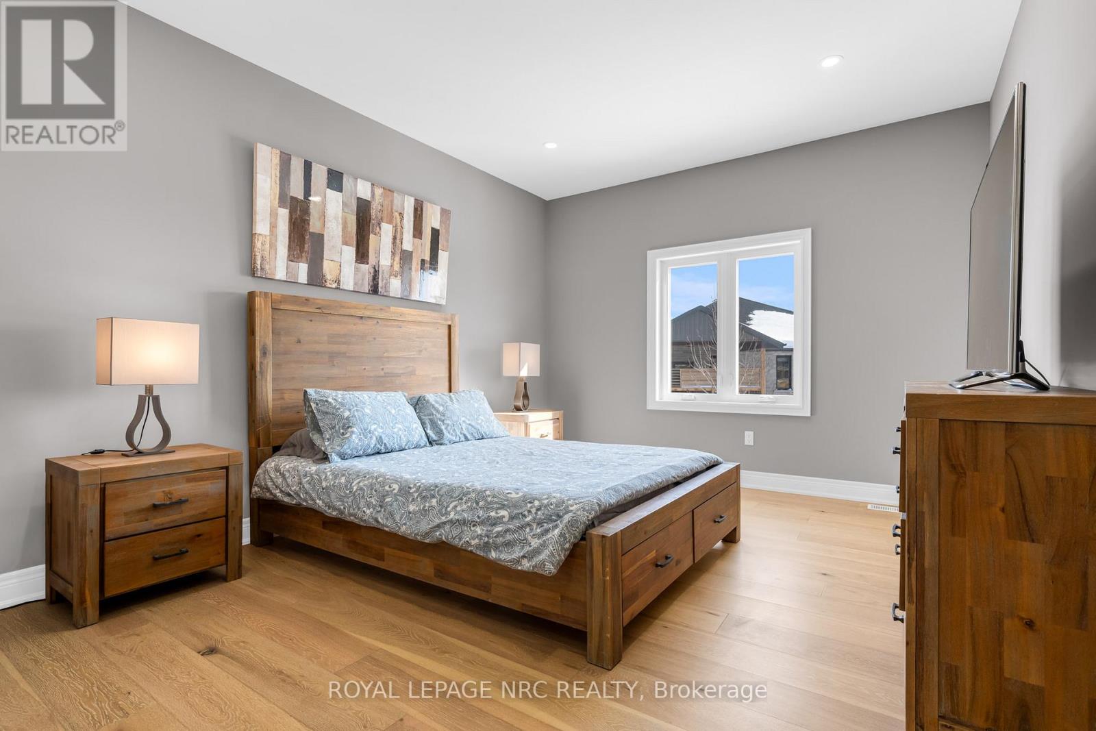 738 Clarence Street, Port Colborne, Ontario  L3K 0A8 - Photo 15 - X12780732