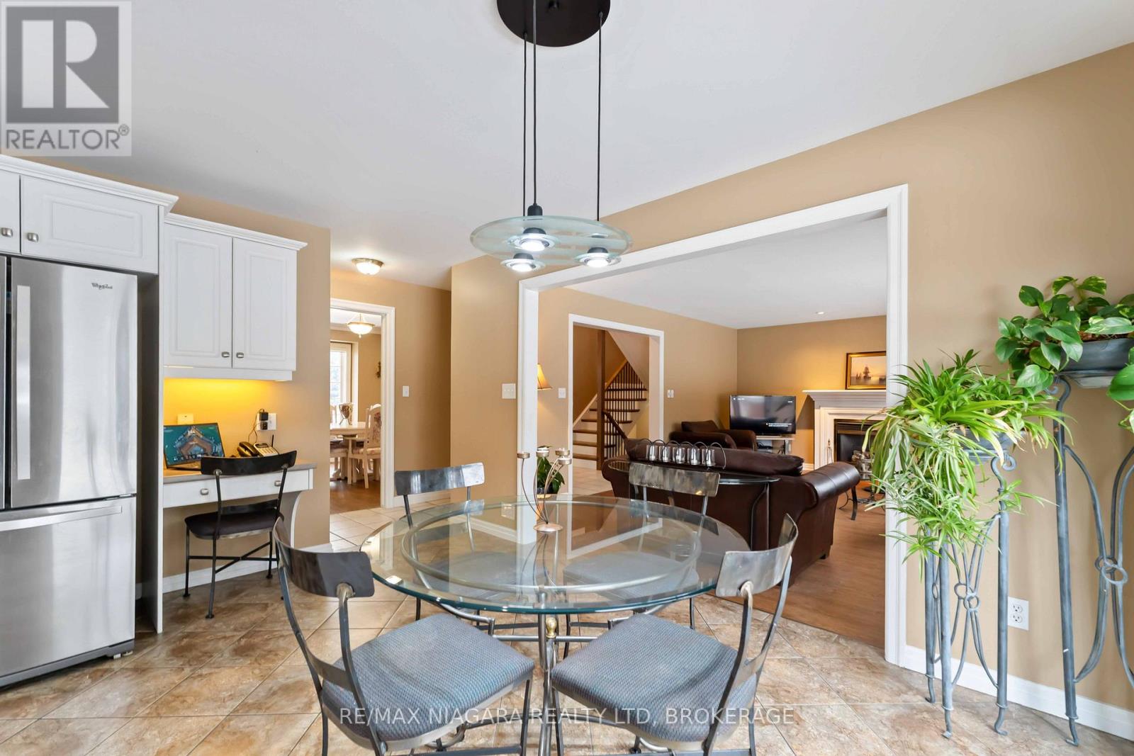 7874 Bishop Avenue, Niagara Falls, Ontario  L2H 3C6 - Photo 12 - X12784940