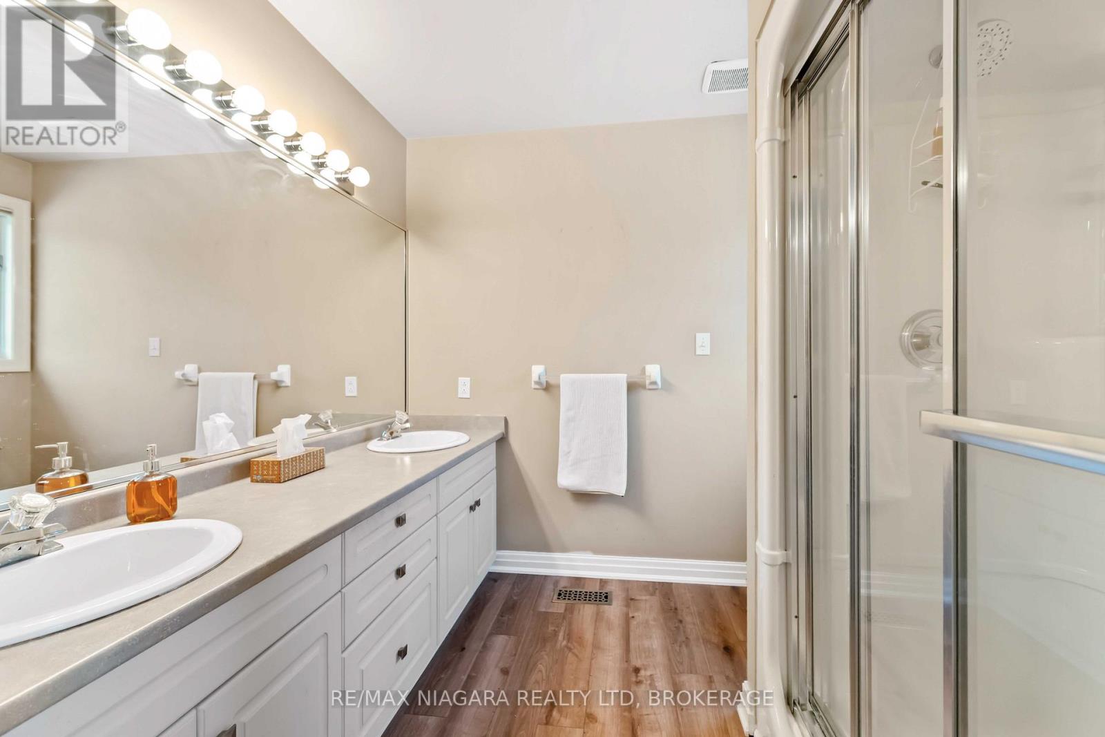 7874 Bishop Avenue, Niagara Falls, Ontario  L2H 3C6 - Photo 14 - X12784940