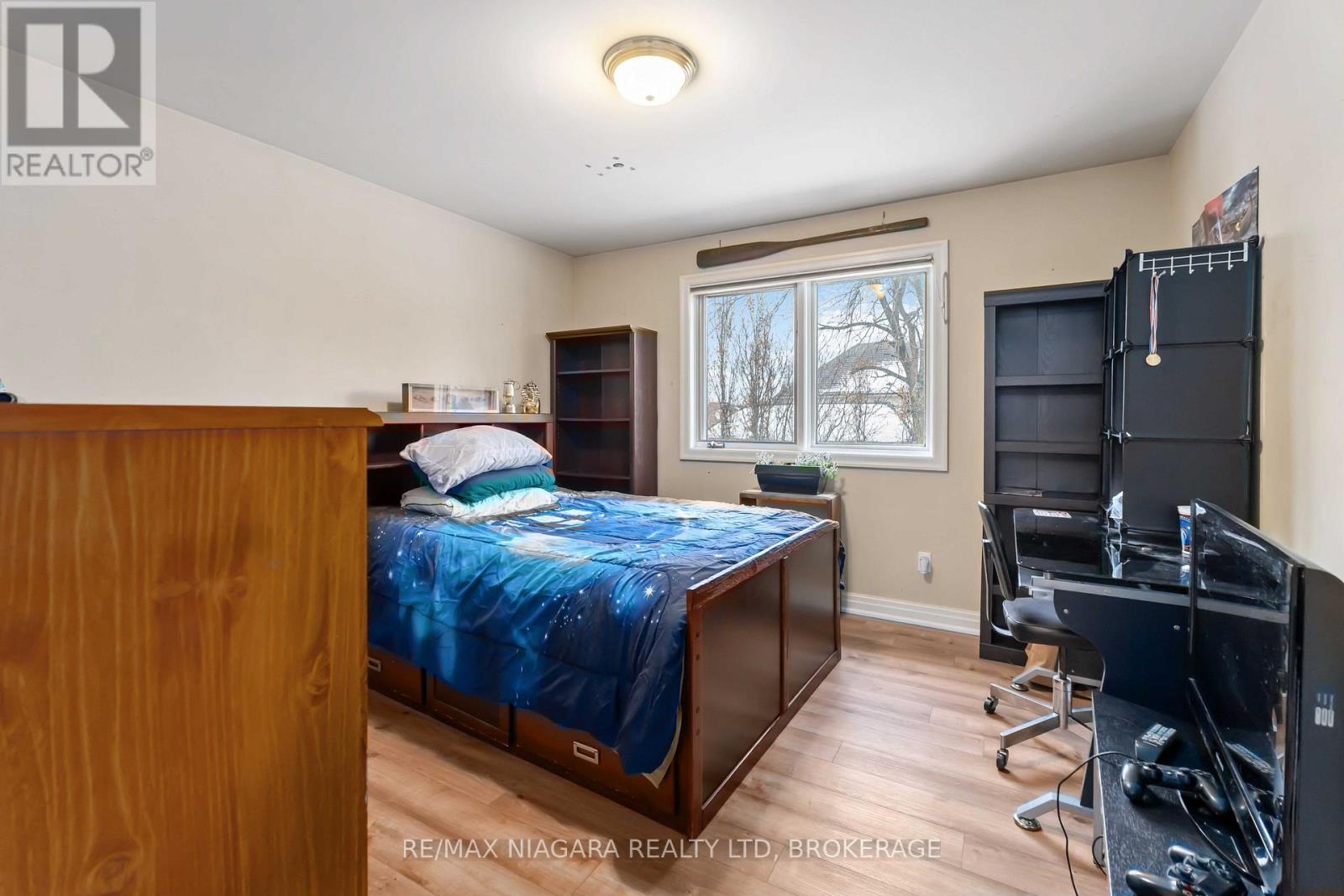 7874 Bishop Avenue, Niagara Falls, Ontario  L2H 3C6 - Photo 17 - X12784940