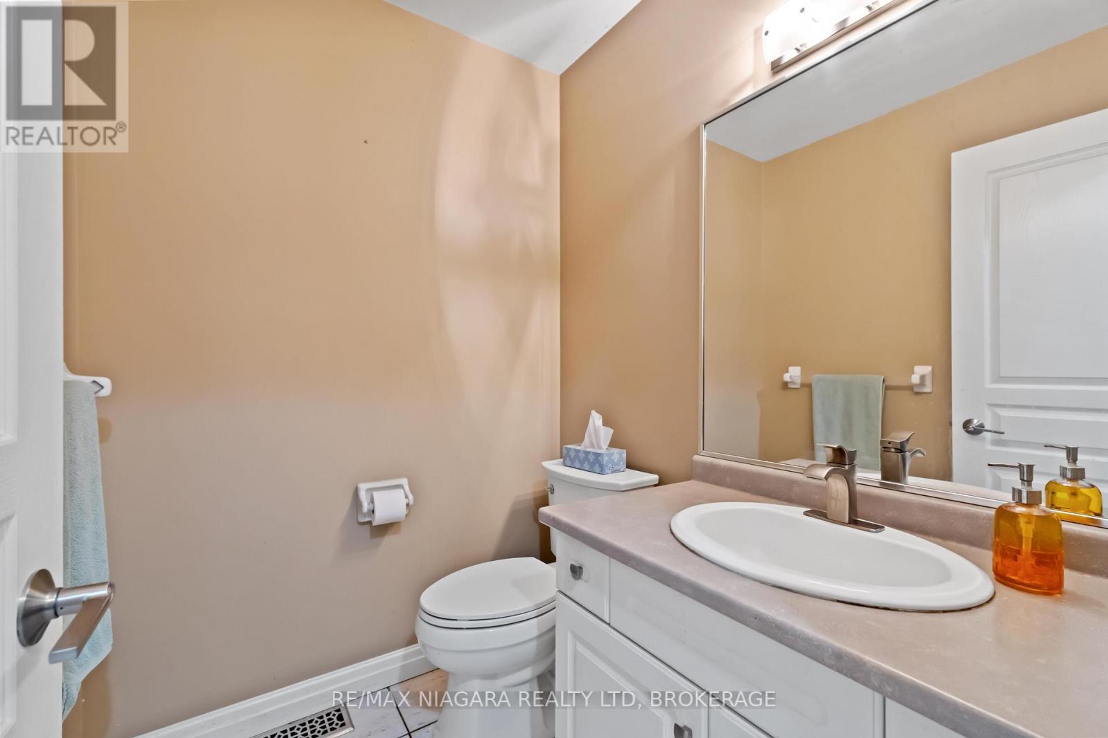 7874 Bishop Avenue, Niagara Falls, Ontario  L2H 3C6 - Photo 22 - X12784940