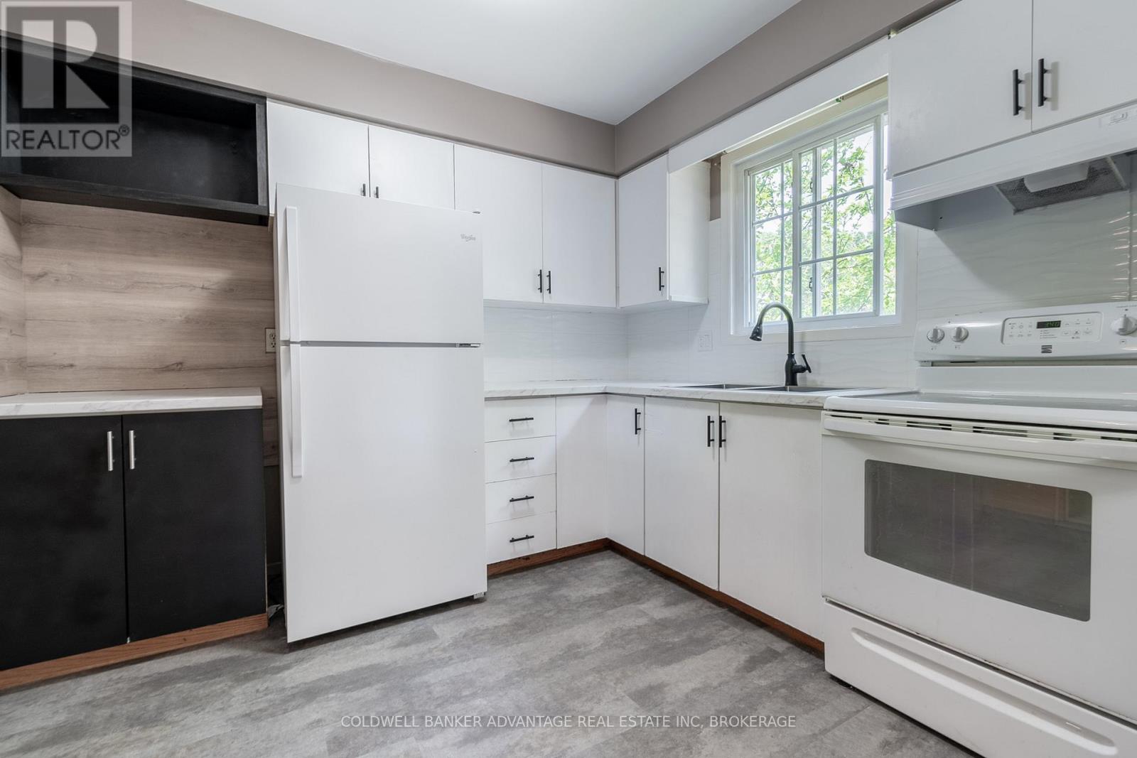 8 - 102 Silvan Drive, Welland, Ontario  L3C 6C3 - Photo 6 - X12787144