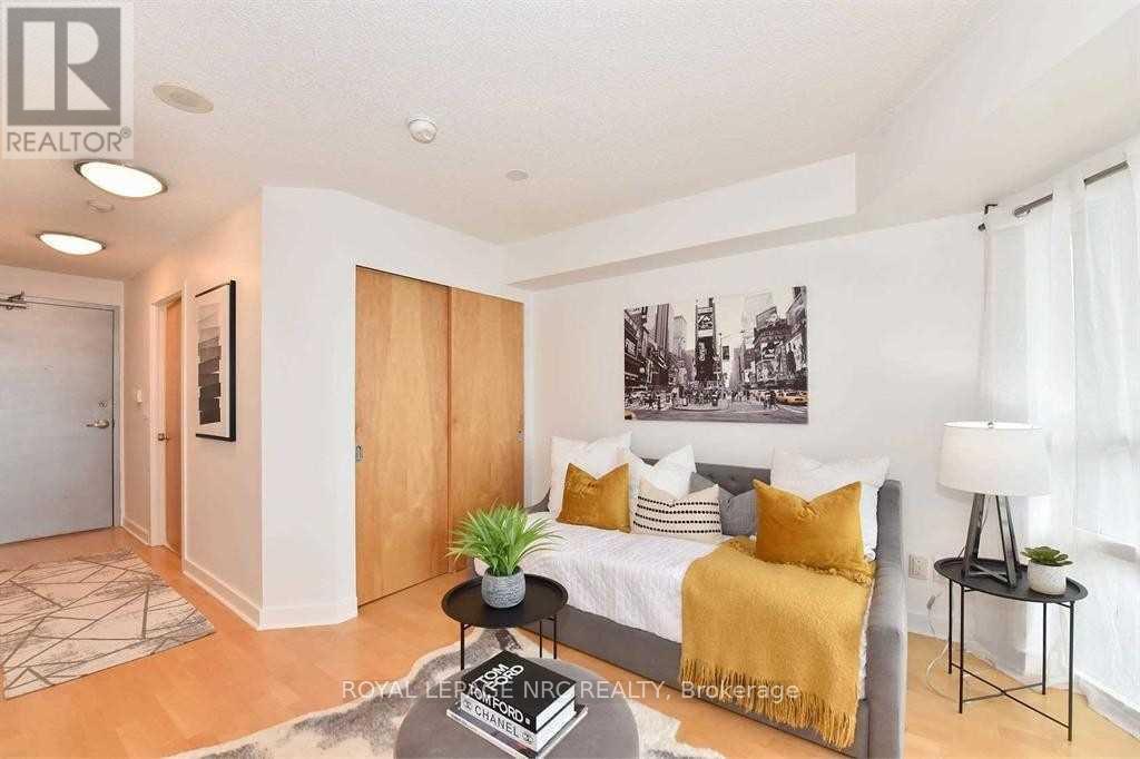 1211 - 255 Richmond Street E, Toronto, Ontario  M5A 4T7 - Photo 6 - C12793302