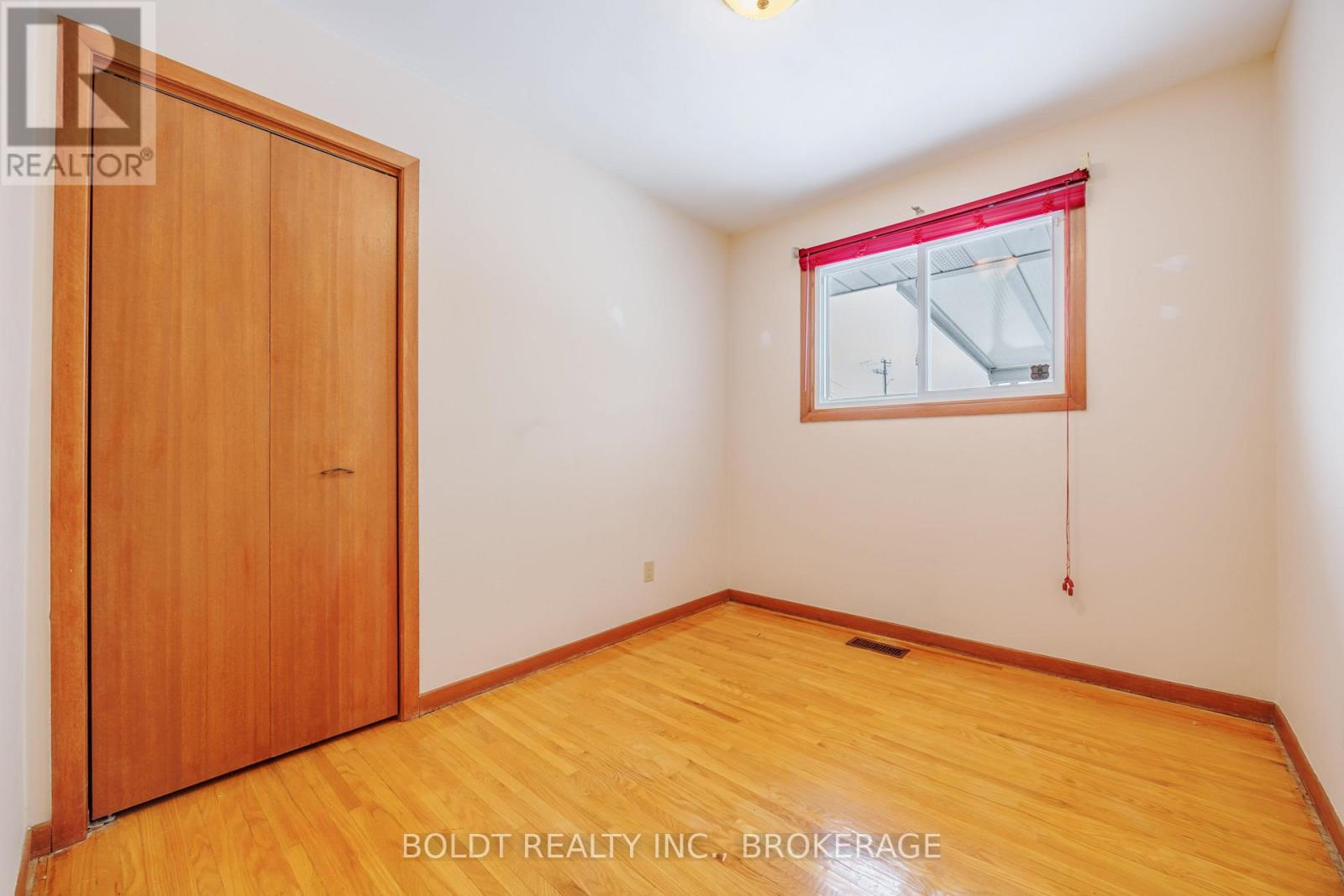 15 Nottingham Court, St. Catharines, Ontario  L2M 1L6 - Photo 12 - X12793410