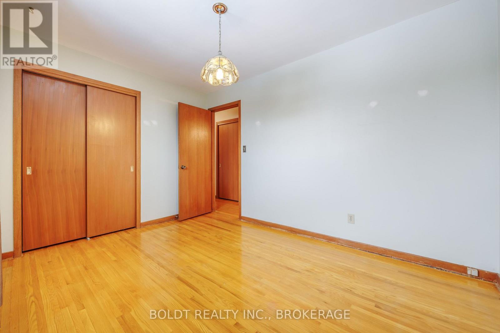 15 Nottingham Court, St. Catharines, Ontario  L2M 1L6 - Photo 16 - X12793410