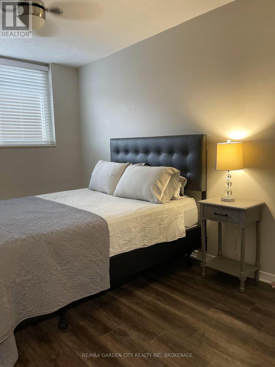 151 Plymouth Road, Welland, Ontario  L3B 3C8 - Photo 14 - X12793712