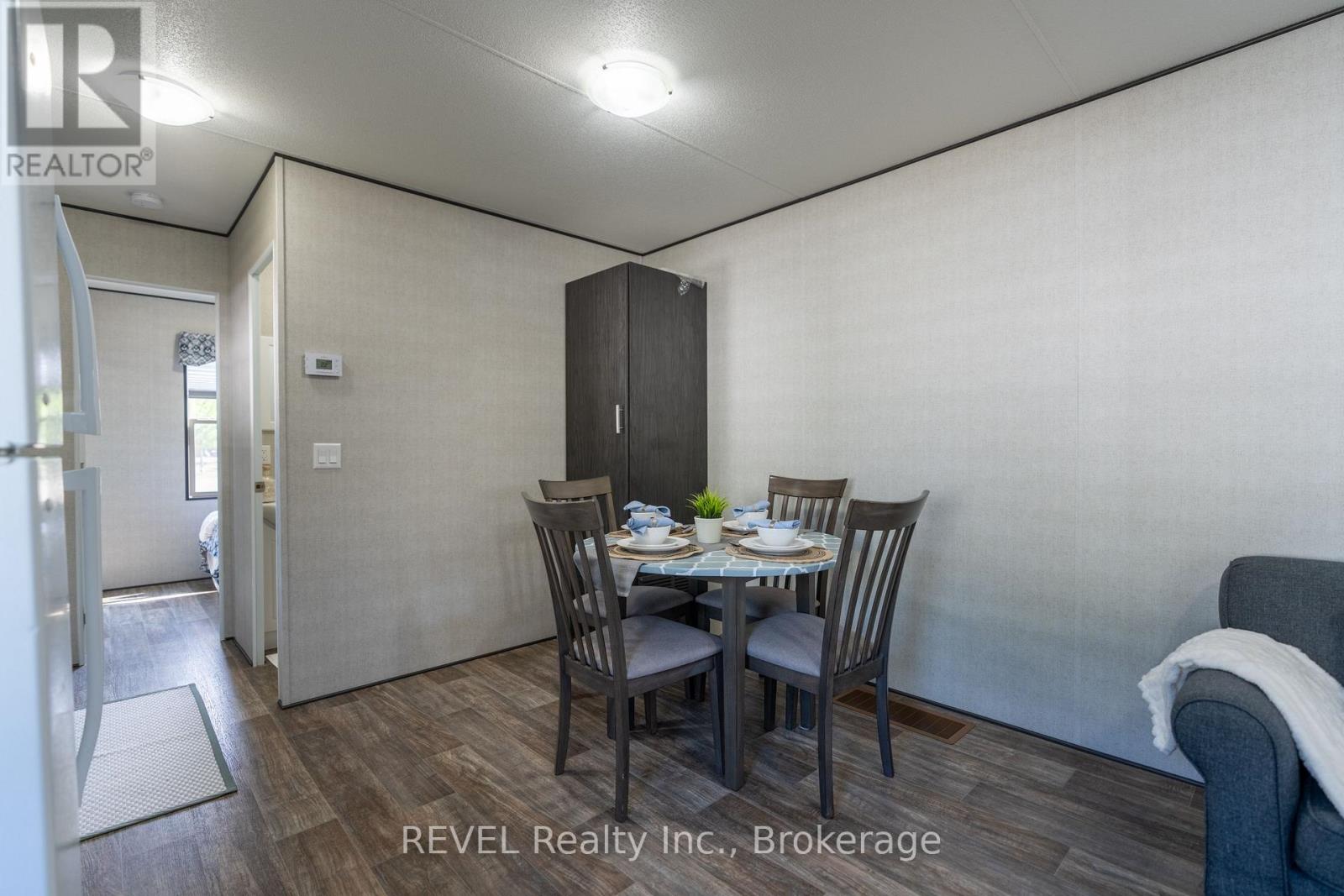 303 - 1501 Line 8 Road, Niagara-On-The-Lake, Ontario  L0S 1L0 - Photo 12 - X12795656