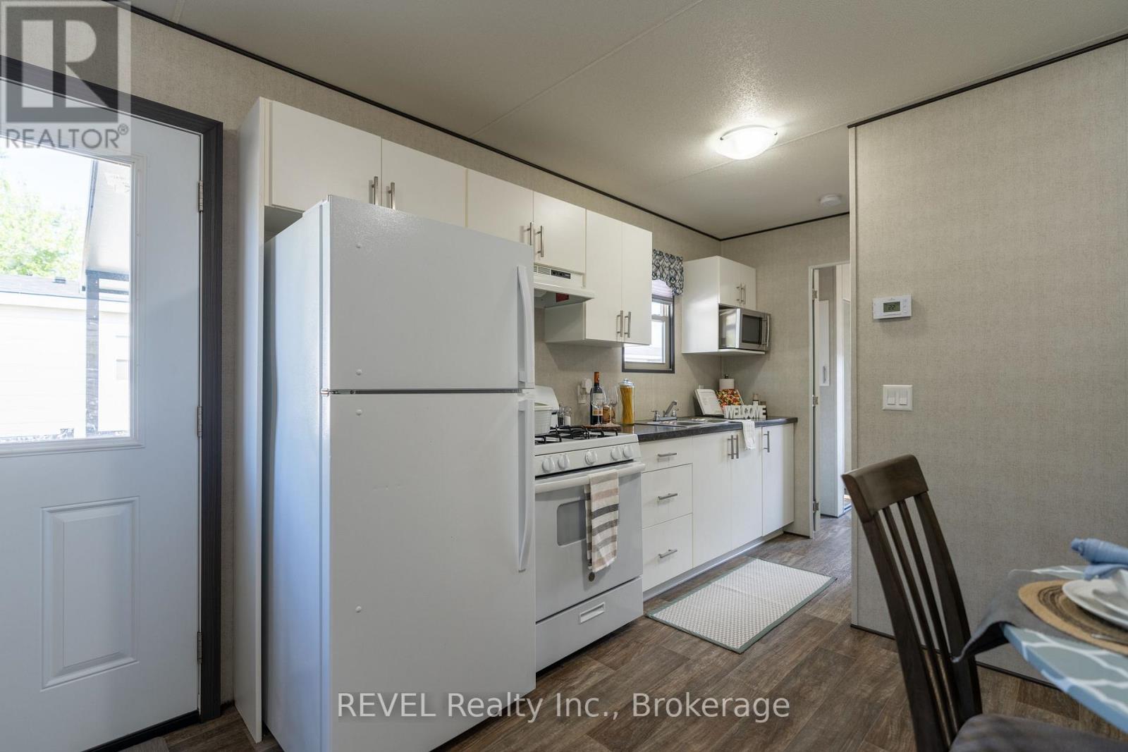 303 - 1501 Line 8 Road, Niagara-On-The-Lake, Ontario  L0S 1L0 - Photo 13 - X12795656