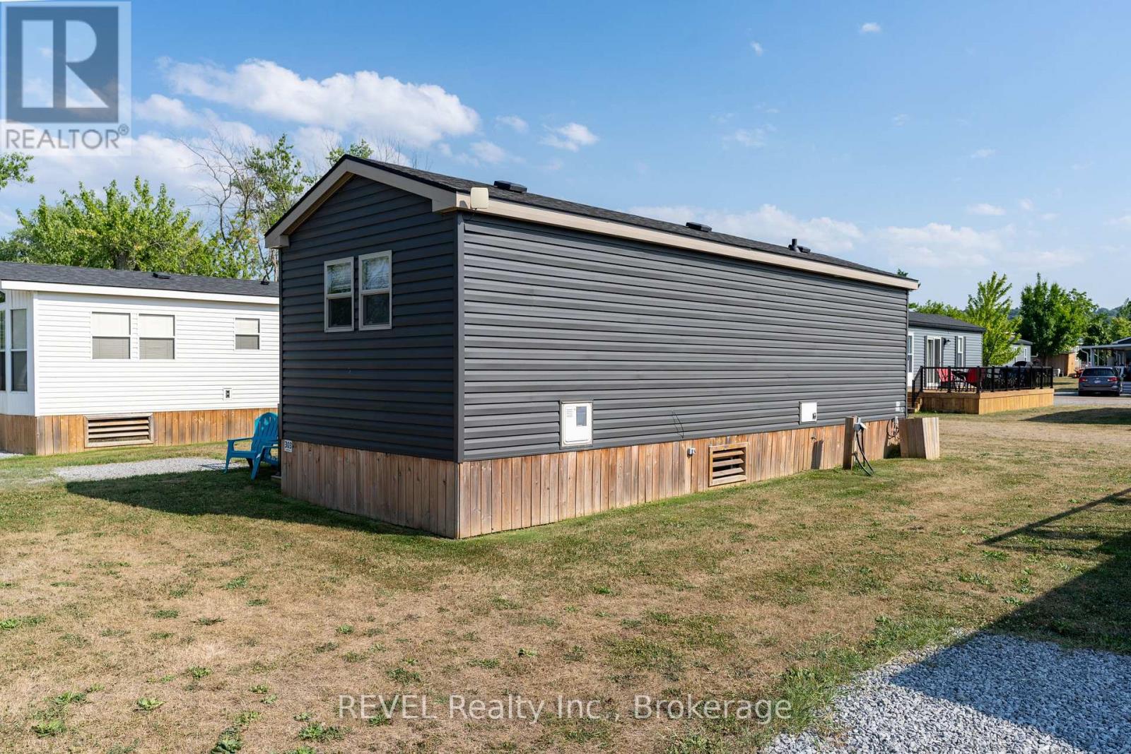 303 - 1501 Line 8 Road, Niagara-On-The-Lake, Ontario  L0S 1L0 - Photo 3 - X12795656