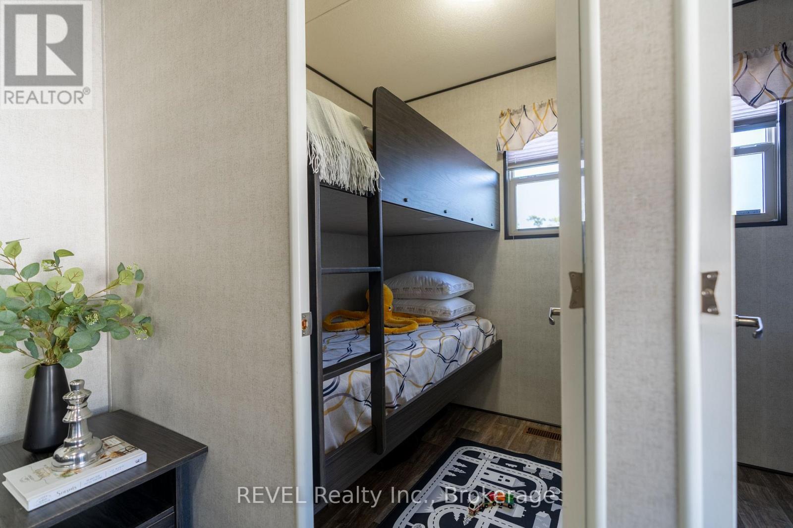 303 - 1501 Line 8 Road, Niagara-On-The-Lake, Ontario  L0S 1L0 - Photo 7 - X12795656
